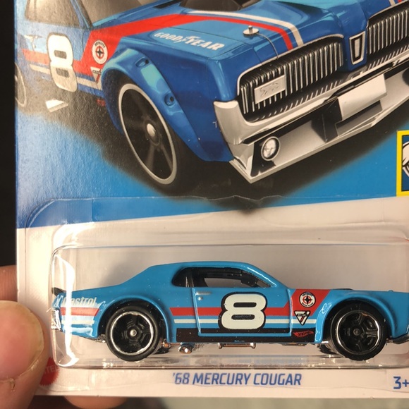 68’ Mercury Cougar - Picture 3 of 8